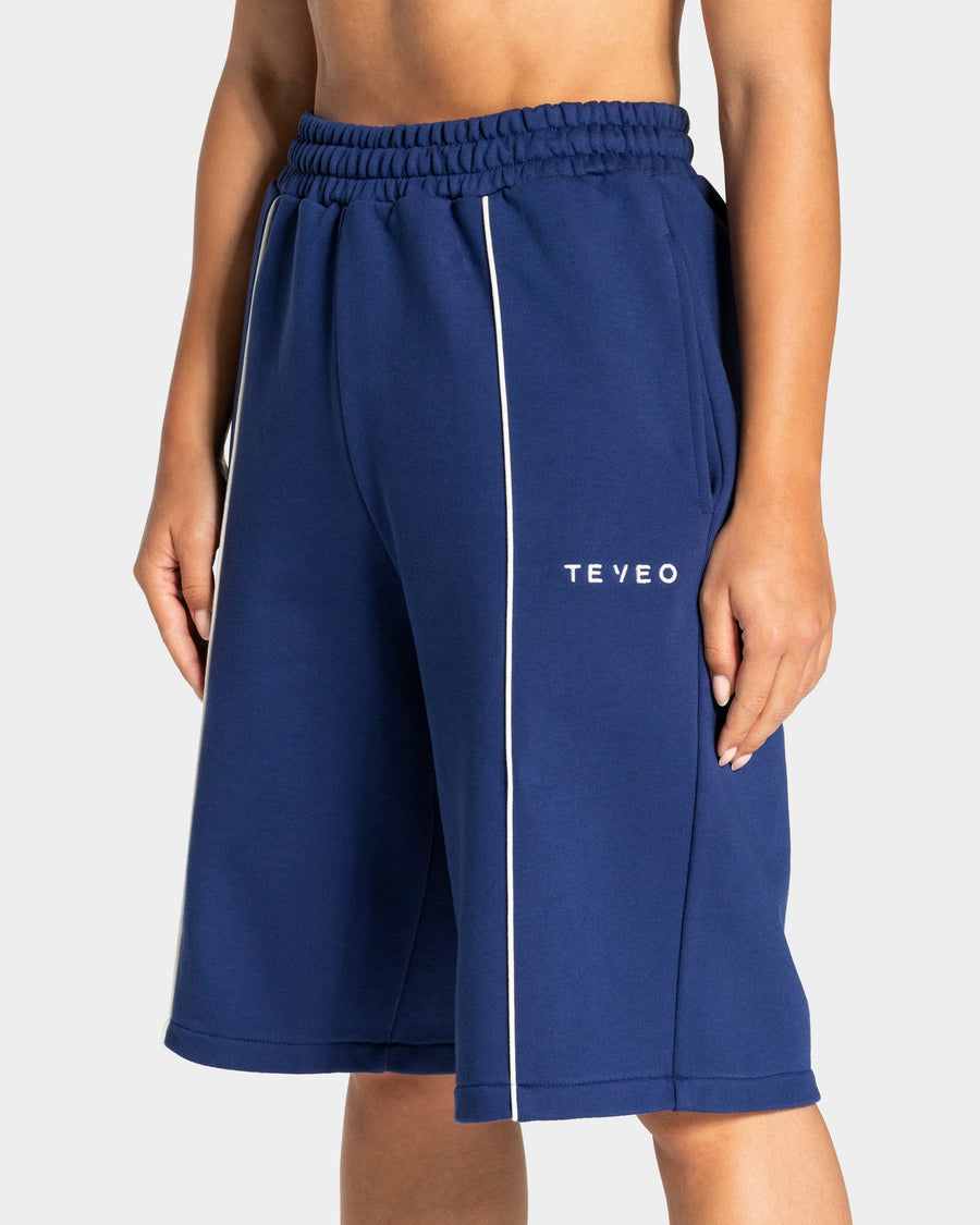 Contrastline Oversized Jorts "Indigo"