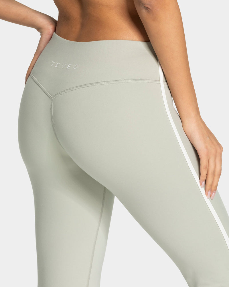 Soft Flared Leggings Tall "Pistachio"