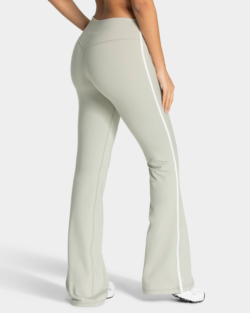 Soft Flared Leggings Regular "Pistachio"